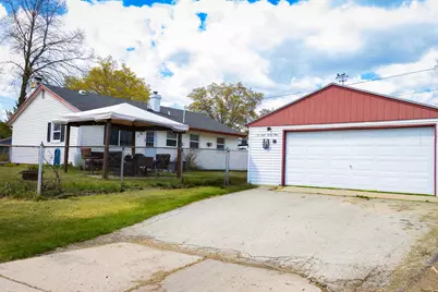 5874 S Marilyn St, Milwaukee, WI 53221 - Photo 32