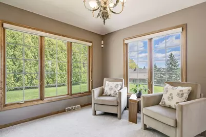 19190  Stonehedge Dr #B, Brookfield, WI 53045 - Photo 6