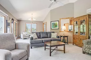19190 Stonehedge Dr, Brookfield, WI 53045 - Photo 4