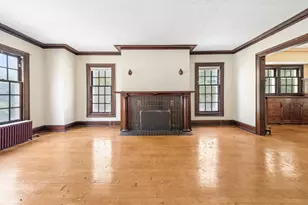 2219 E Belleview Pl, Milwaukee, WI 53211 - Photo 8