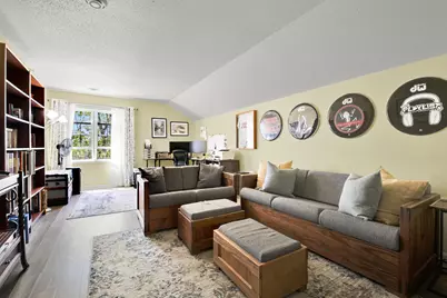 10210 W Deerwood Ln, Franklin, WI 53132 - Photo 26