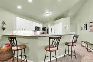 10210 W Deerwood Ln, Franklin, WI 53132 - Photo 16