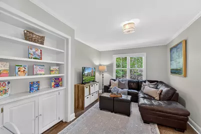 10235 N Range Line Ct, Mequon, WI 53092 - Photo 16