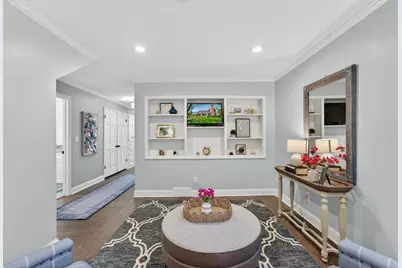 10235 N Range Line Ct, Mequon, WI 53092 - Photo 26