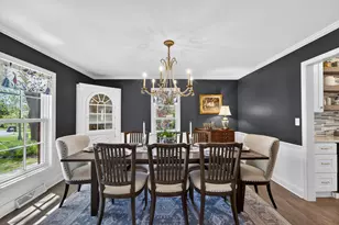 10235 N Range Line Ct, Mequon, WI 53092 - Photo 20