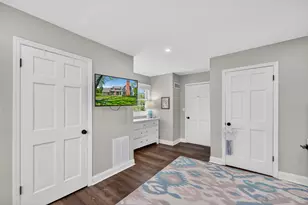 10235 N Range Line Ct, Mequon, WI 53092 - Photo 34