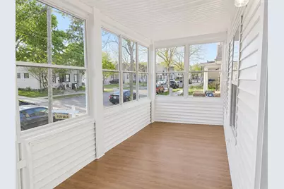 1325  Villa St, Racine, WI 53403 - Photo 4