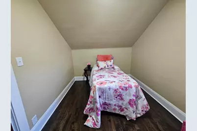 1324  Hayes Ave, Racine, WI 53405 - Photo 10