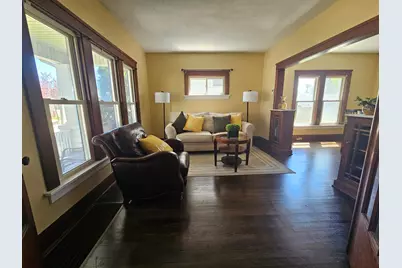 1324  Hayes Ave, Racine, WI 53405 - Photo 2