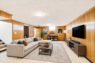 601 Oregon St, Racine, WI 53405 - Photo 10