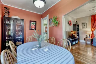 7640 W Clarke St, Wauwatosa, WI 53213 - Photo 8