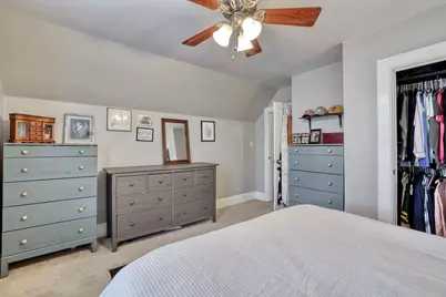 7640 W Clarke St, Wauwatosa, WI 53213 - Photo 20