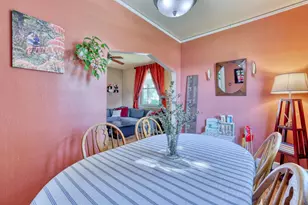 7640 W Clarke St, Wauwatosa, WI 53213 - Photo 10