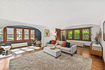 2350  Lefeber Ave, Wauwatosa, WI 53213 - Photo 4