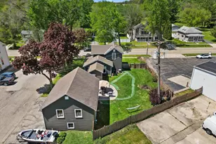 520 Freeman St, Genoa City, WI 53128 - Photo 4
