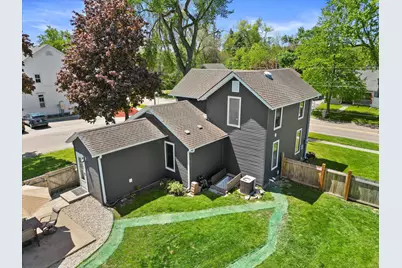 520  Freeman St, Genoa City, WI 53128 - Photo 6