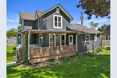 520  Freeman St, Genoa City, WI 53128 - Photo 2