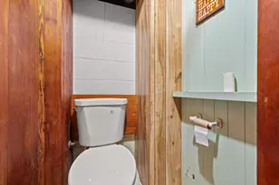 320 W Van Norman Ave, Milwaukee, WI 53207 - Photo 22