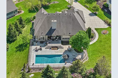 2150  Old Lantern Cir, Delafield, WI 53018 - Photo 84