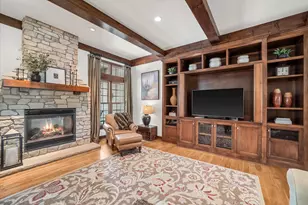 2150 Old Lantern Cir, Delafield, WI 53018 - Photo 12