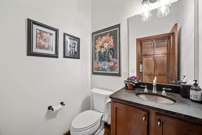 2150  Old Lantern Cir, Delafield, WI 53018 - Photo 78