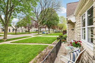 4949 N Idlewild Ave, Whitefish Bay, WI 53217 - Photo 30