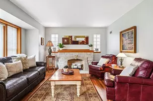 4949 N Idlewild Ave, Whitefish Bay, WI 53217 - Photo 6