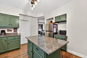 1465 S 76th St, West Allis, WI 53214 - Photo 16