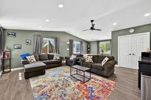 1465 S 76th St, West Allis, WI 53214 - Photo 2