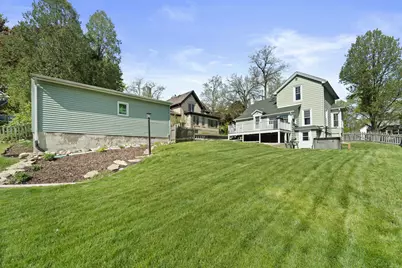 424  James St, Burlington, WI 53105 - Photo 30