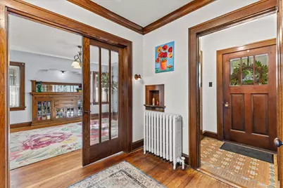 1502 S 80th St, West Allis, WI 53214 - Photo 8