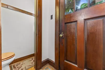 1502 S 80th St, West Allis, WI 53214 - Photo 10