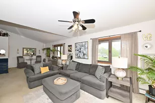 4015 S 84th St, Greenfield, WI 53228 - Photo 6