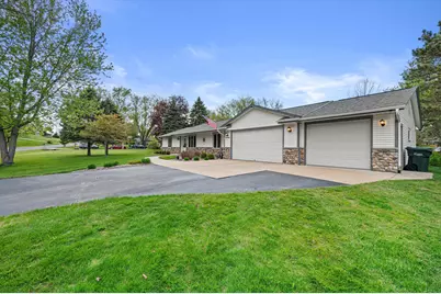 N65W28580  Fairlane Dr, Merton, WI 53029 - Photo 32