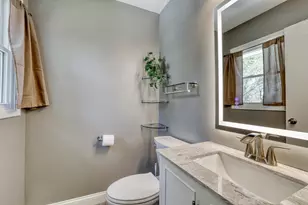 1960 Dixie Dr, Waukesha, WI 53189 - Photo 18