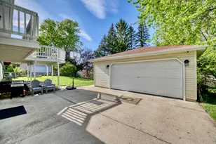 1960 Dixie Dr, Waukesha, WI 53189 - Photo 36