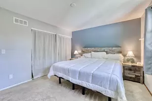1960 Dixie Dr, Waukesha, WI 53189 - Photo 16