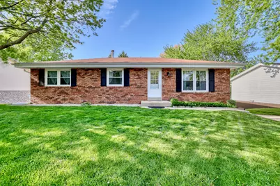 1960  Dixie Dr, Waukesha, WI 53189 - Photo 32