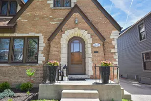 2608 N 71st St, Wauwatosa, WI 53213 - Photo 42