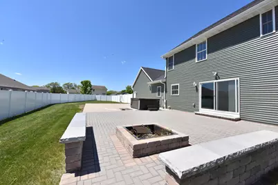 3184 S Warbler Ct, Beloit, WI 53511 - Photo 38