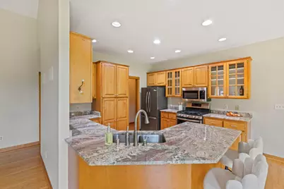 W379N8508  Mill St, Oconomowoc, WI 53066 - Photo 8