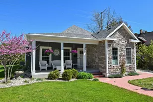 440 W Chestnut St, Port Washington, WI 53074 - Photo 1