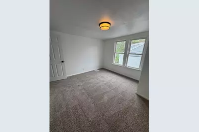 6929  13th Ave, Kenosha, WI 53143 - Photo 8