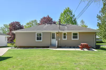 8222 W Norwich Ave, Greenfield, WI 53220 - Photo 32