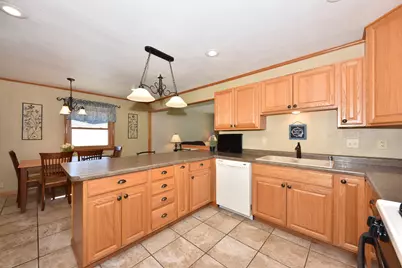 8222 W Norwich Ave, Greenfield, WI 53220 - Photo 14