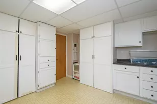 12455 W Hickory Rd, New Berlin, WI 53151 - Photo 20