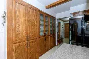 12455 W Hickory Rd, New Berlin, WI 53151 - Photo 8