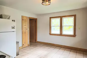 913 E Washington St, West Bend, WI 53095 - Photo 18