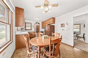 2336 N 116th St, Wauwatosa, WI 53226 - Photo 10