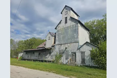 3812  Elevator Rd, Cato, WI 54230 - Photo 2